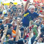 O mundo viu o calvário de Lula. Por Olímpio Cruz