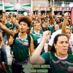 Mangueira politiza, de novo, o Carnaval: não tem messias de arma na mão