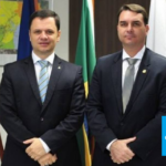 Com Anderson Torres, Bolsonaro assume poder total sobre a PF