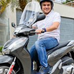 O Ciro da moto se desculpará de faltar à motociata?