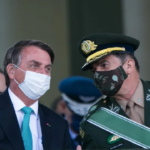 Melhor discurso do Dia do Soldado foi o silêncio de Bolsonaro